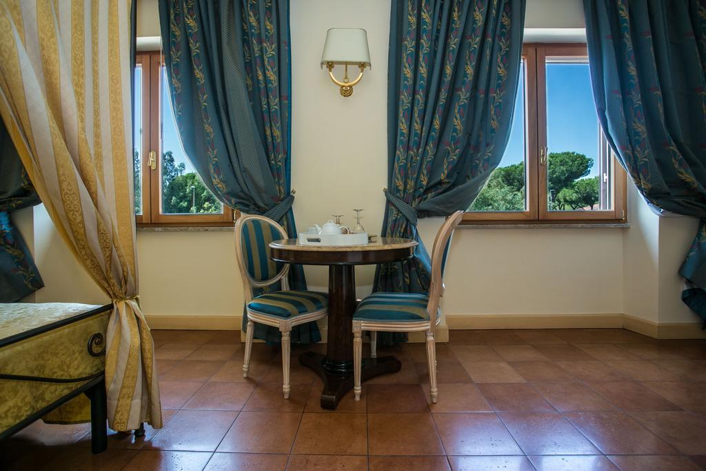 Hotel Quadrifoglio Roma Eur Экстерьер фото